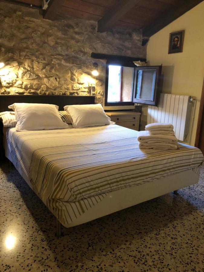 坎普罗东 Mas Molladar Solo Adultos旅馆 外观 照片